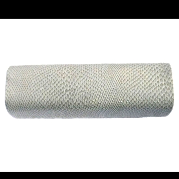 Jimmy Choo Eyeglass CASE ONLY Snakeskin Magnetic Flap Hard Case Ivory EUC - Picture 4 of 4